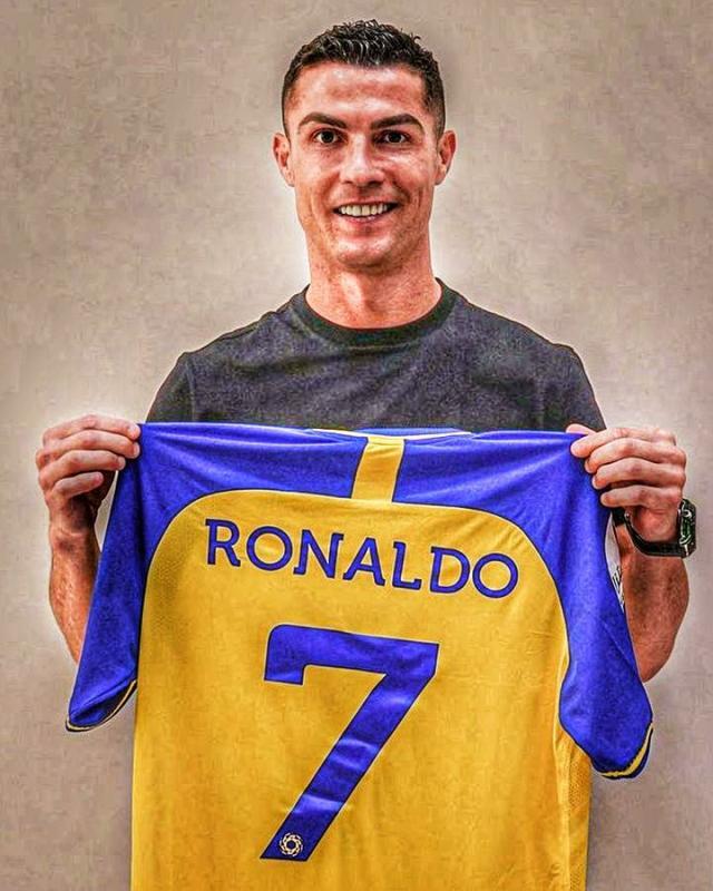 1672752076374066813.jpg C罗.jpg